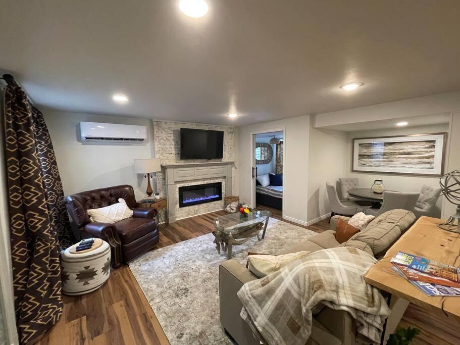 Utah Valley Retreat - Luxurious Self Check-In Apt, Uvu Byu, Ev Charge Apartment Orem Exterior photo